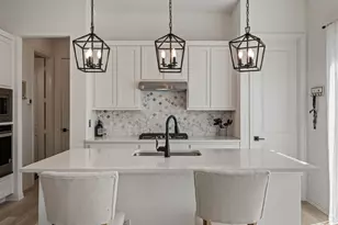 6201 Queen's Path, North Richland Hills, TX 76180 - Photo 19