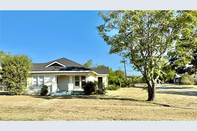 1123 3rd Street, Graham, TX 76450 - Photo 1