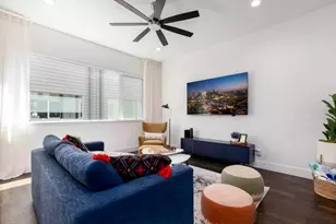 1224 Hyde Ct, Dallas, TX 75215 - Photo 1