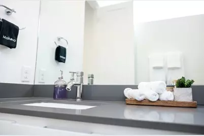 1224 Hyde Court, Dallas, TX 75215 - Photo 15