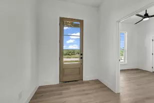 209 Jefferson Way, Weatherford, TX 76088 - Photo 3