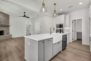 209 Jefferson Way, Weatherford, TX 76088 - Photo 13