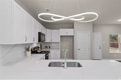 1011 Maloma Court, Tool, TX 75143 - Photo 9