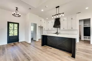 3072 NE County Road 1030, Chatfield, TX 75105 - Photo 9