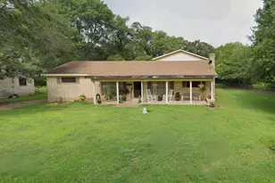 609 N Martin St, Malakoff, TX 75148 - Photo 1