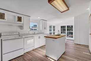 4504 E Kenwood Ct, Granbury, TX 76049 - Photo 11