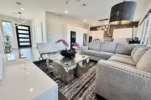 4021 Ivanhoe Ln, Dallas, TX 75212 - Photo 3
