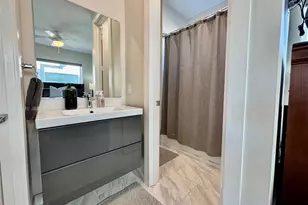 4021 Ivanhoe Ln, Dallas, TX 75212 - Photo 25