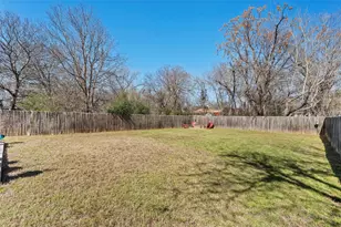 1206 Spring St, Waco, TX 76704 - Photo 23