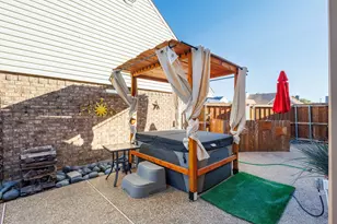 1417 Autumn Chase Square, Bedford, TX 76022 - Photo 11