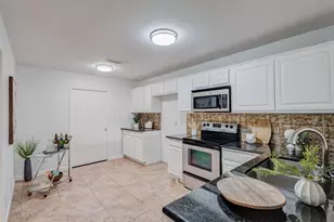 1417 Autumn Chase Square, Bedford, TX 76022 - Photo 5