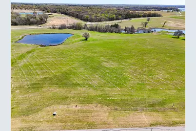 305 Sailview Court, Honey Grove, TX 75446 - Photo 3