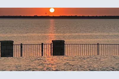 305 Sailview Court, Honey Grove, TX 75446 - Photo 7