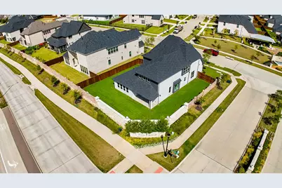 587 Mayfair Lane, Frisco, TX 75033 - Photo 3