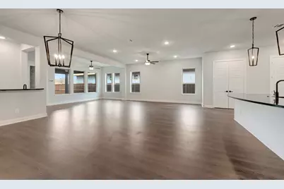 2075 Pine Grove Lane, Arlington, TX 76005 - Photo 33