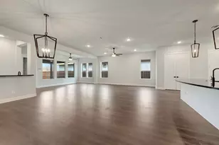 2075 Pine Grove Lane, Arlington, TX 76005 - Photo 33