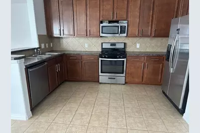 2300 Castle Creek Drive, Little Elm, TX 75068 - Photo 7