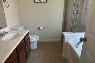 2300 Castle Creek Dr, Little Elm, TX 75068 - Photo 11