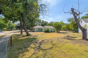 102 San Saba Ave, Benbrook, TX 76126 - Photo 21