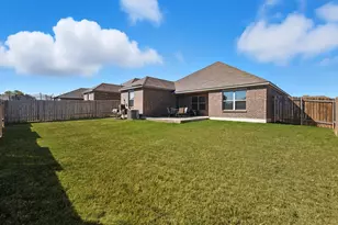 1837 Chesapeake Dr, Crowley, TX 76036 - Photo 37