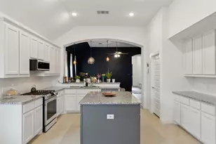 3921 Ford Dr, Heartland, TX 75126 - Photo 9