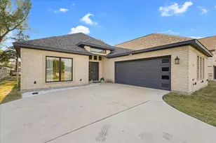 2915 Ames Rd, Lancaster, TX 75134 - Photo 1