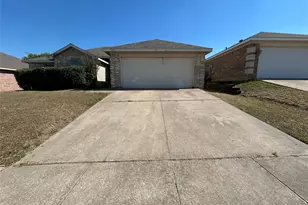 7917 Rattlers Ct, Arlington, TX 76002 - Photo 1