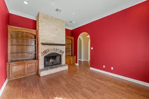 8 Republic Dr, Waco, TX 76708 - Photo 17