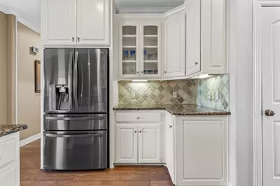 8 Republic Drive, Waco, TX 76708 - Photo 9