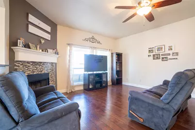 2924 Meandering Way, Granbury, TX 76049 - Photo 5