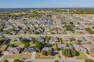 2924 Meandering Way, Granbury, TX 76049 - Photo 35