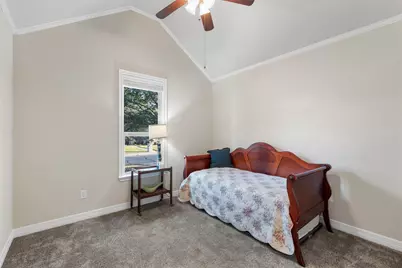 105 Hollygrove Drive, Hewitt, TX 76643 - Photo 13