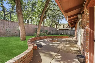 5754 Blueridge Drive, Fort Worth, TX 76112 - Photo 25