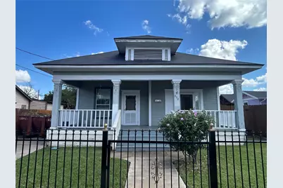 428 W 7th Street, Dallas, TX 75208 - Photo 1