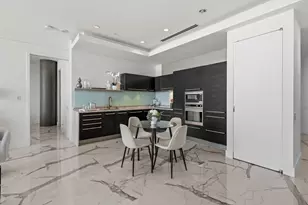 2408 Victory Park Ln, Dallas, TX 75219 - Photo 5