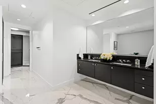 2408 Victory Park Ln, Dallas, TX 75219 - Photo 15