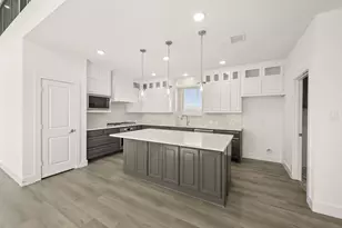 408 McKinley St, DeSoto, TX 75115 - Photo 9