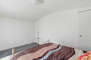 144 Oak Meadows Dr, Springtown, TX 76082 - Photo 17