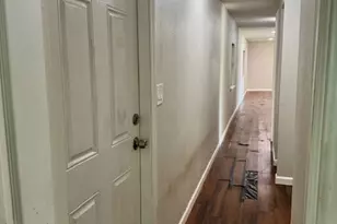 914 Pawnee Trail, Granbury, TX 76048 - Photo 11