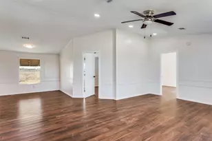 3329 Cobbler Ln, Joshua, TX 76058 - Photo 5