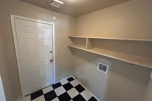 1352 Saddleback Ln, Lewisville, TX 75067 - Photo 11