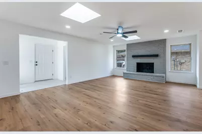 2416 Sierra Lane, Plano, TX 75075 - Photo 7