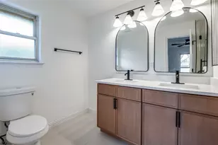 2416 Sierra Ln, Plano, TX 75075 - Photo 11