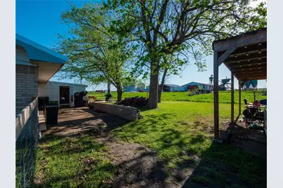 1390 Farm Road 1159, Clarksville, TX 75426 - Photo 27