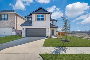 312 Silent Pond Pk, Lavon, TX 75166 - Photo 1