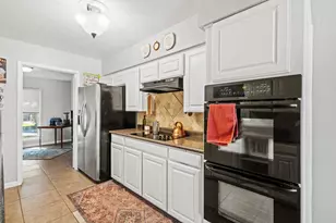 6533 Circleview Dr, North Richland Hills, TX 76180 - Photo 9