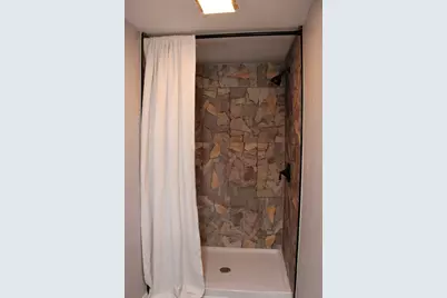 833 N 60th Street, Waco, TX 76710 - Photo 17