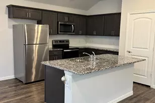 2006 Yale St, Farmersville, TX 75442 - Photo 11