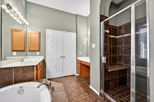 9325 Woodhurst Dr, McKinney, TX 75072 - Photo 13