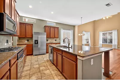 9325 Woodhurst Drive, McKinney, TX 75072 - Photo 7